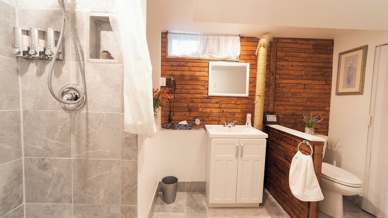 Photo of Bathroom in Guelph