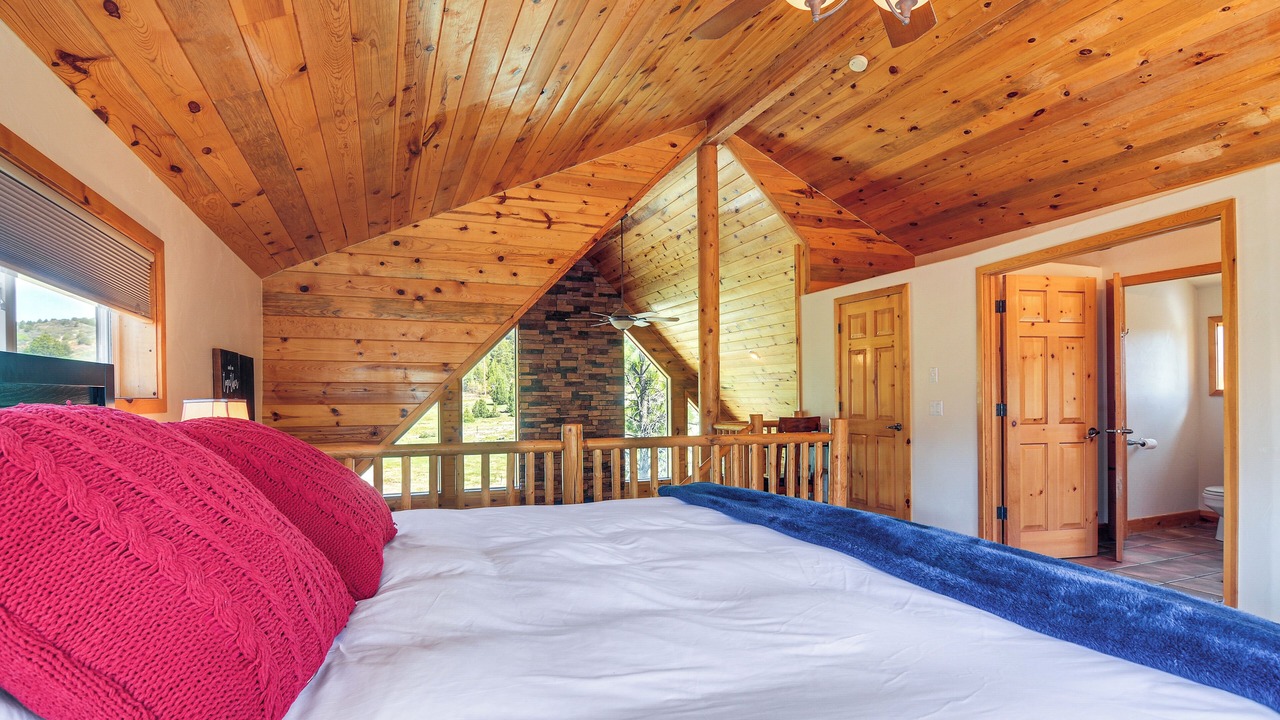 Photo of Bedroom in Long Valley Junction