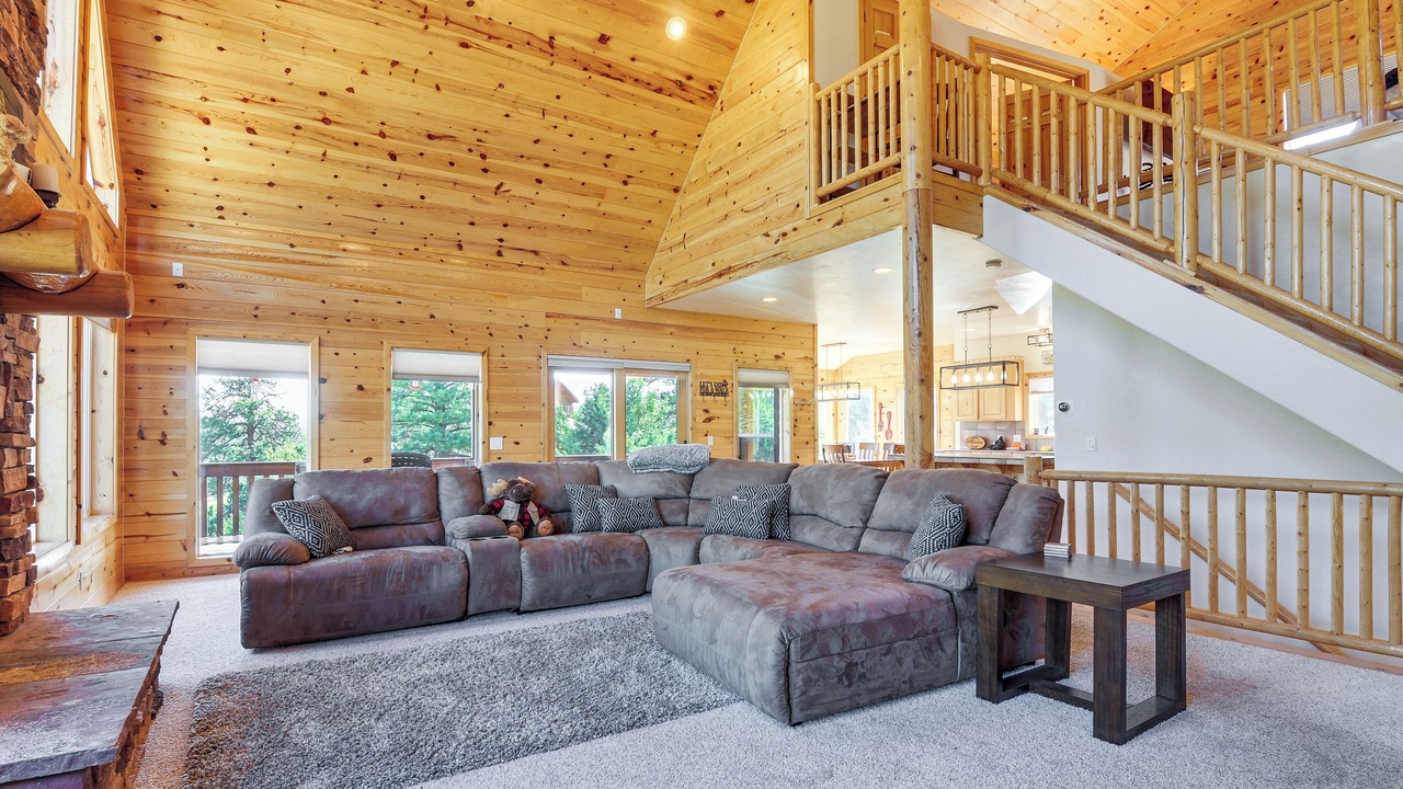 Photo of Livingroom in Long Valley Junction
