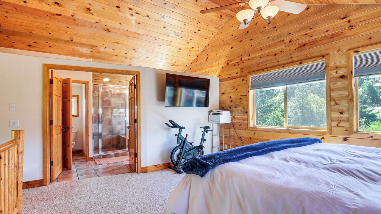 Photo of Bedroom in Long Valley Junction