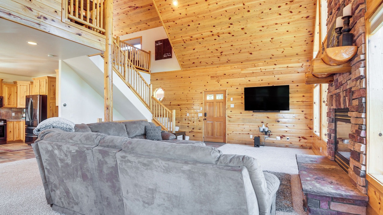 Photo of Livingroom in Long Valley Junction