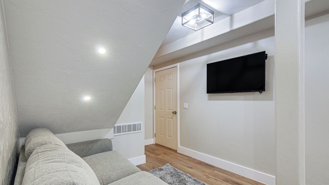 Photo of Livingroom in Long Valley Junction
