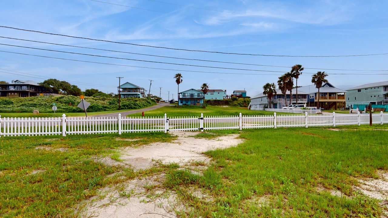 Photo of Outdoor in Ingleside on the Bay