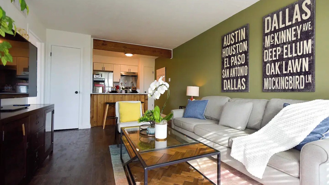 Photo of Livingroom in Dallas