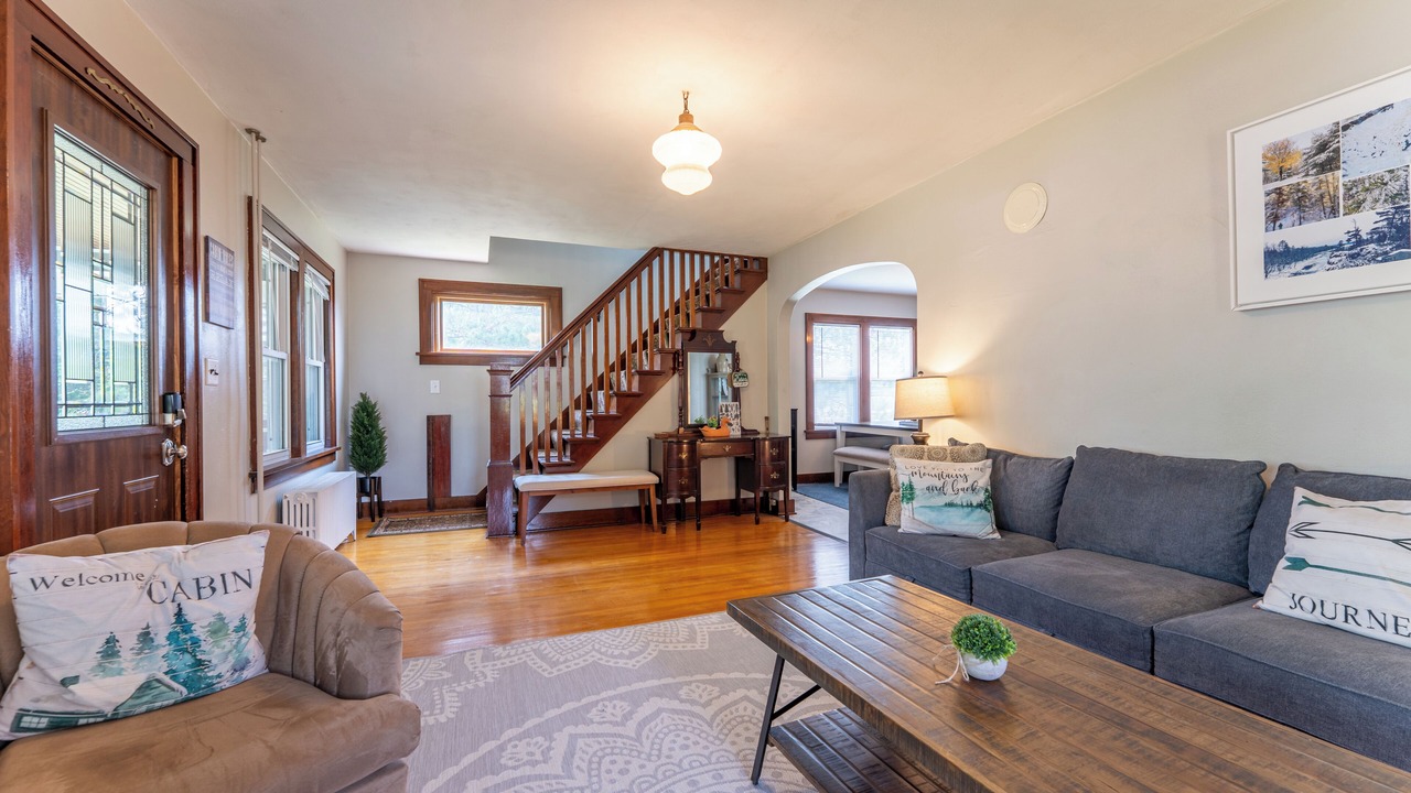Photo of Livingroom in Ely