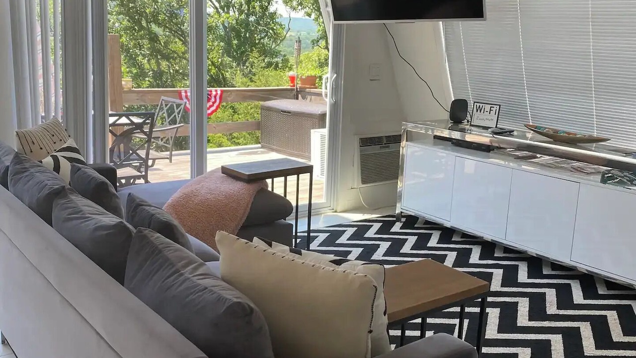 Photo of Livingroom in West Fork