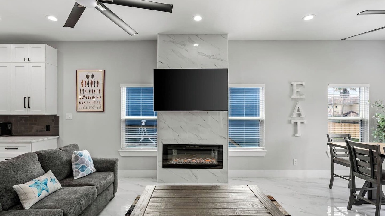 Photo of Livingroom in El Lago
