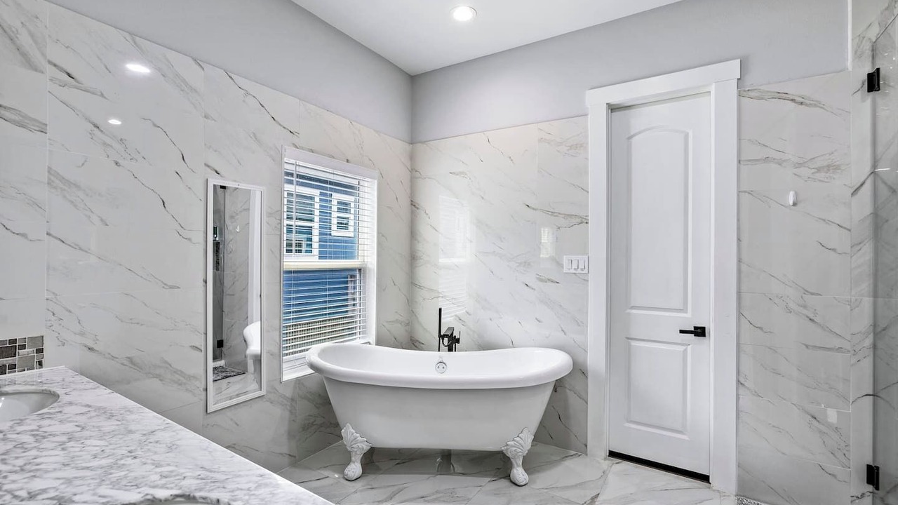 Photo of Bathroom in El Lago