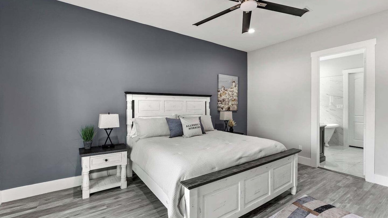 Photo of Bedroom in El Lago