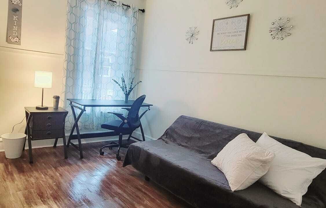 Photo of Livingroom in Reading