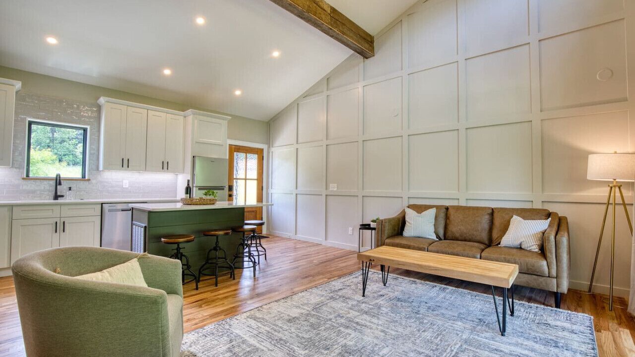 Photo of Livingroom in Johnson City