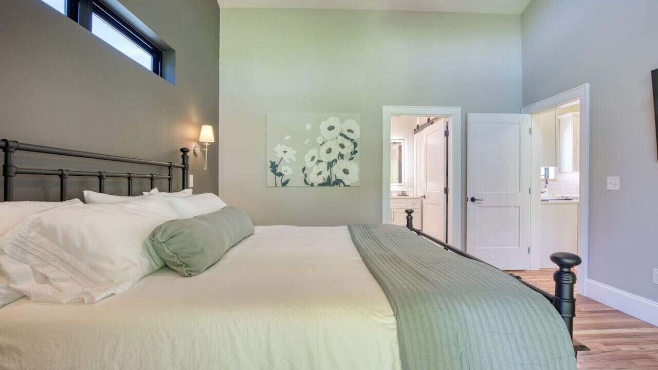 Photo of Bedroom in Johnson City