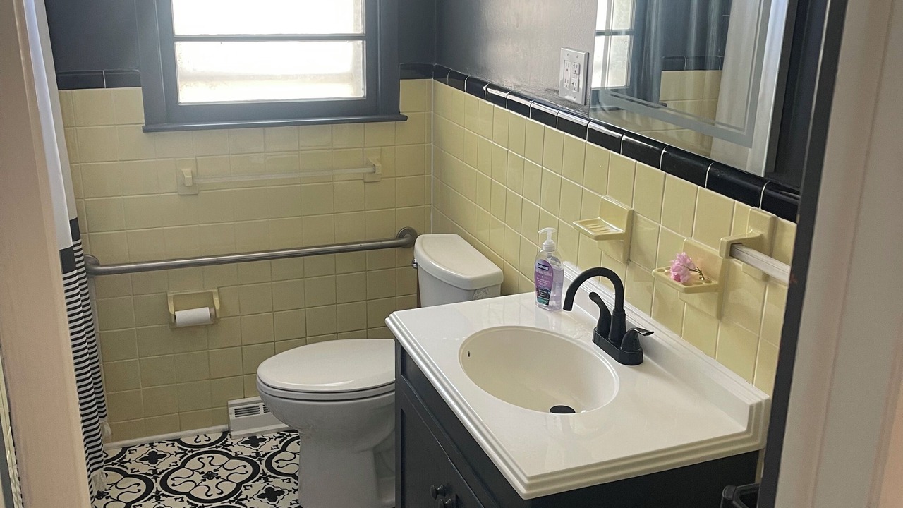 Photo of Bathroom in Cape Charles