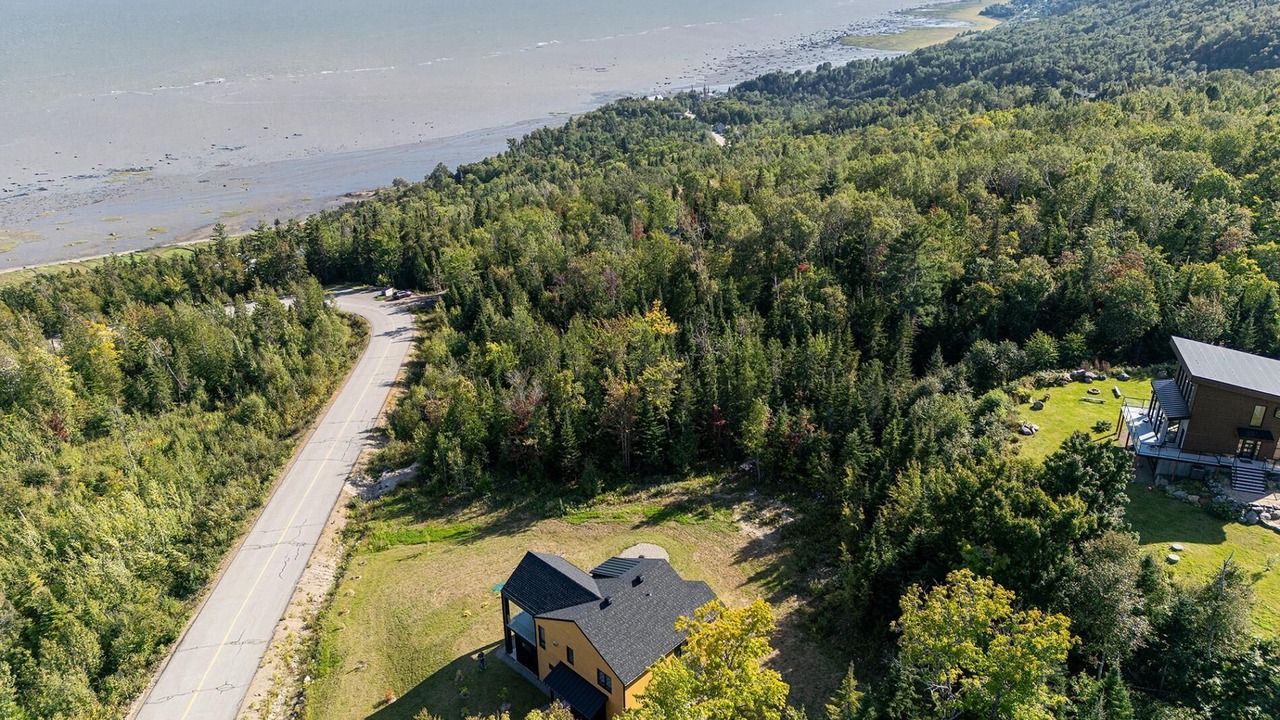 Photo of Others in Petite-Riviere-Saint-Francois