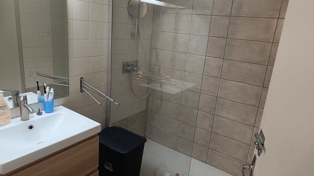 Photo of Bathroom in Les Arceaux