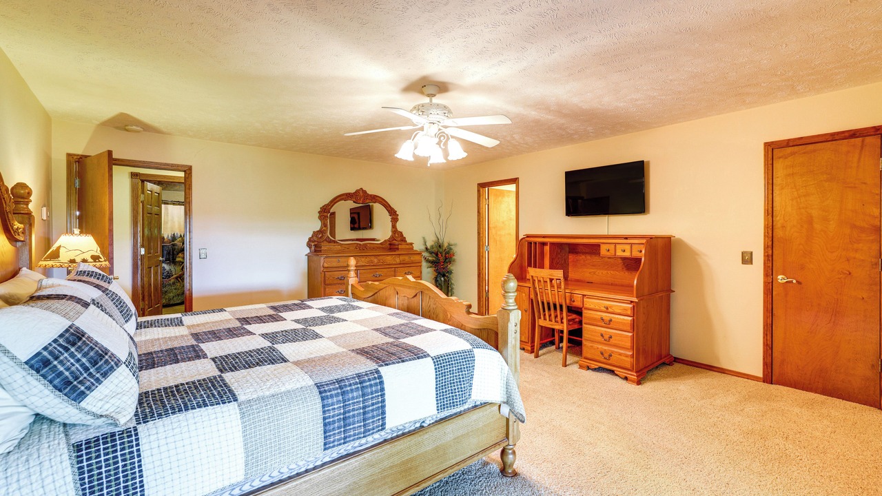 Photo of Bedroom in Cassville