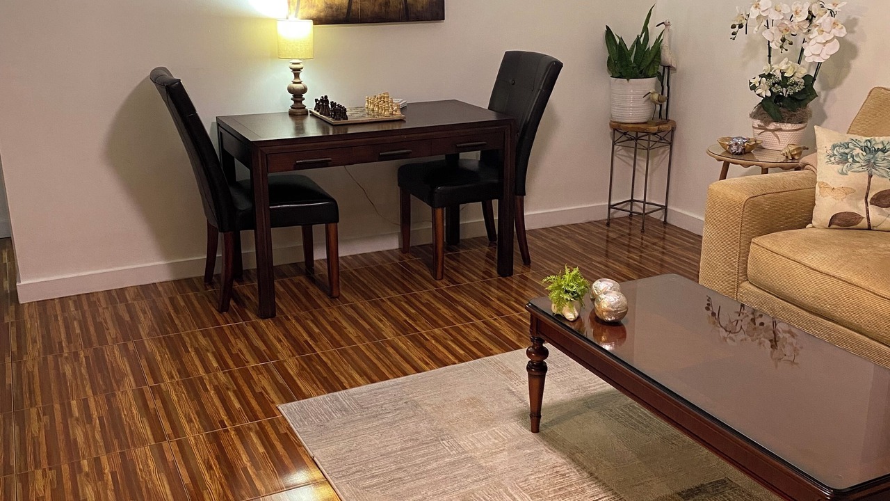 Photo of Livingroom in Hunt Club