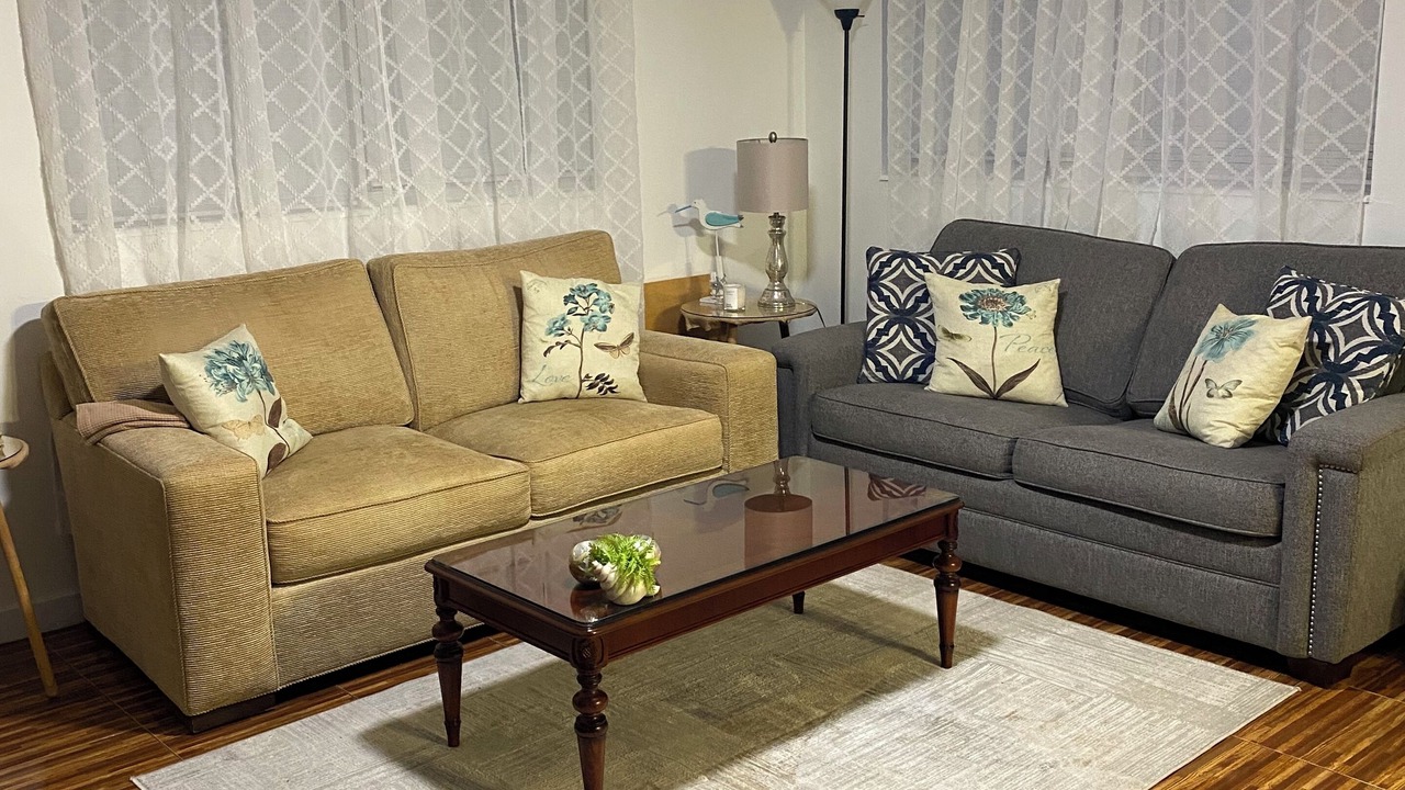 Photo of Livingroom in Hunt Club