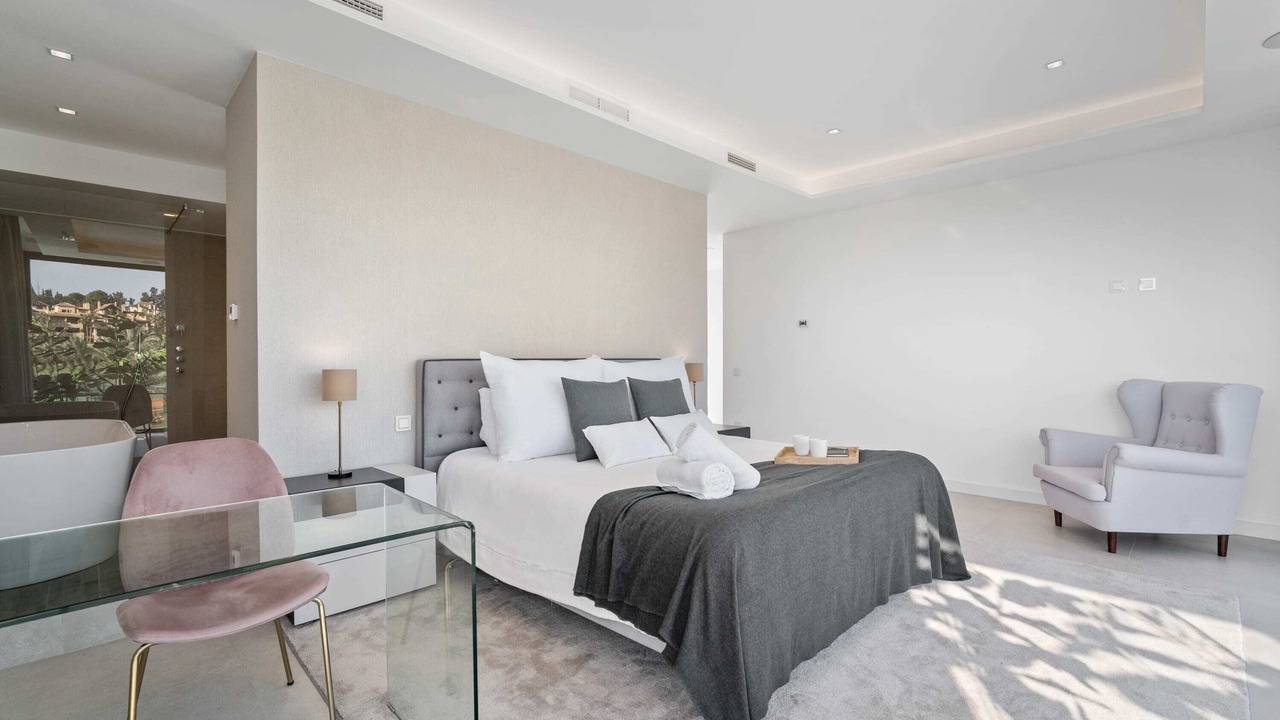 Photo of Bedroom in El Paraiso