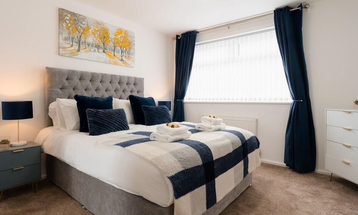 Photo of Others in Birkenhead