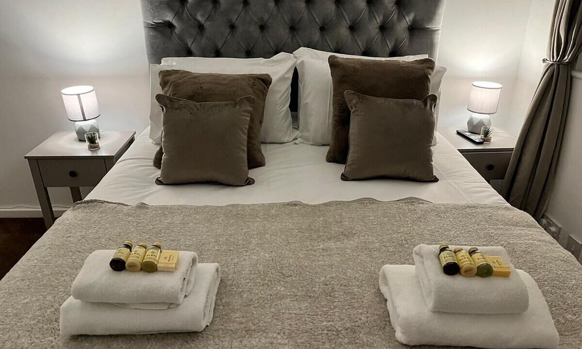 Photo of Others in Birkenhead