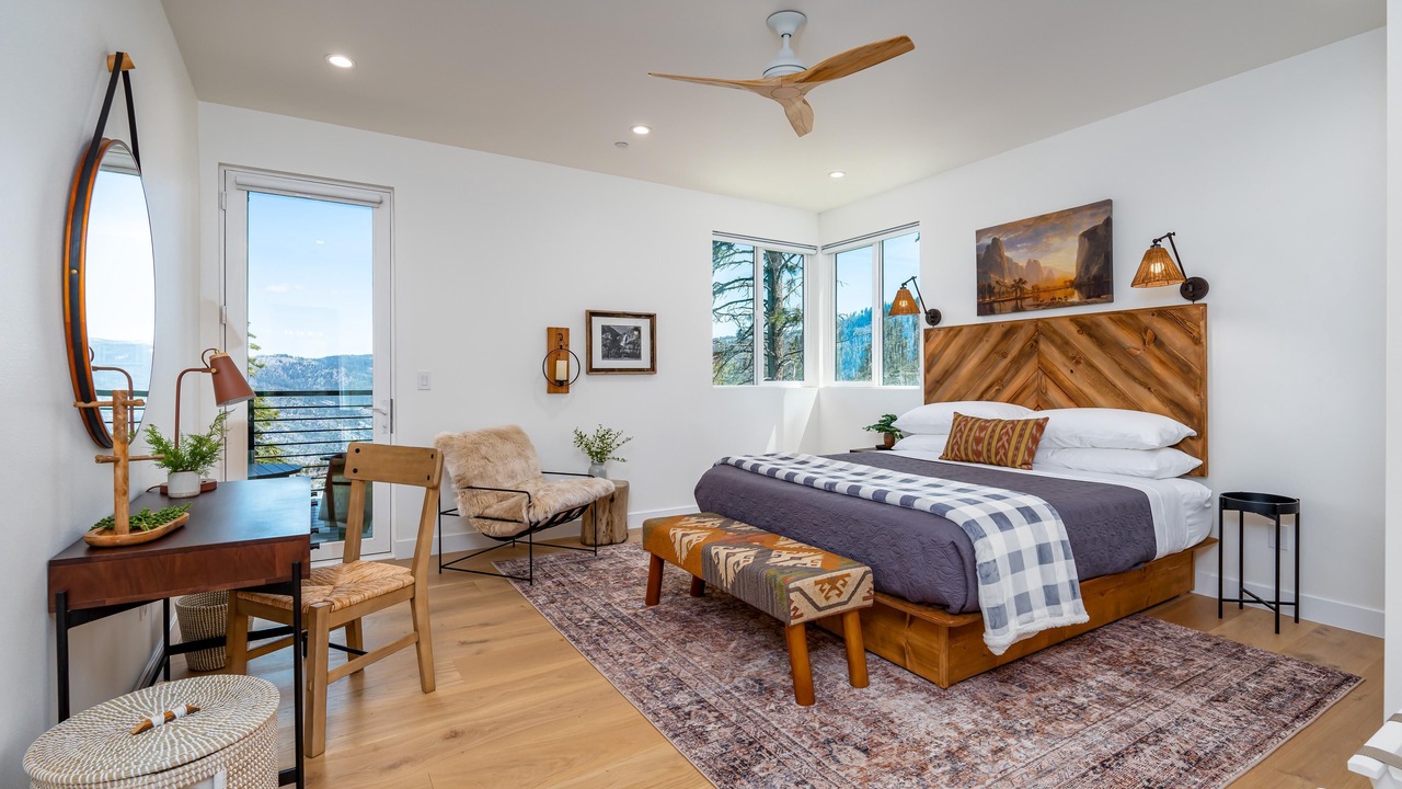 Photo of Bedroom in Yosemite West