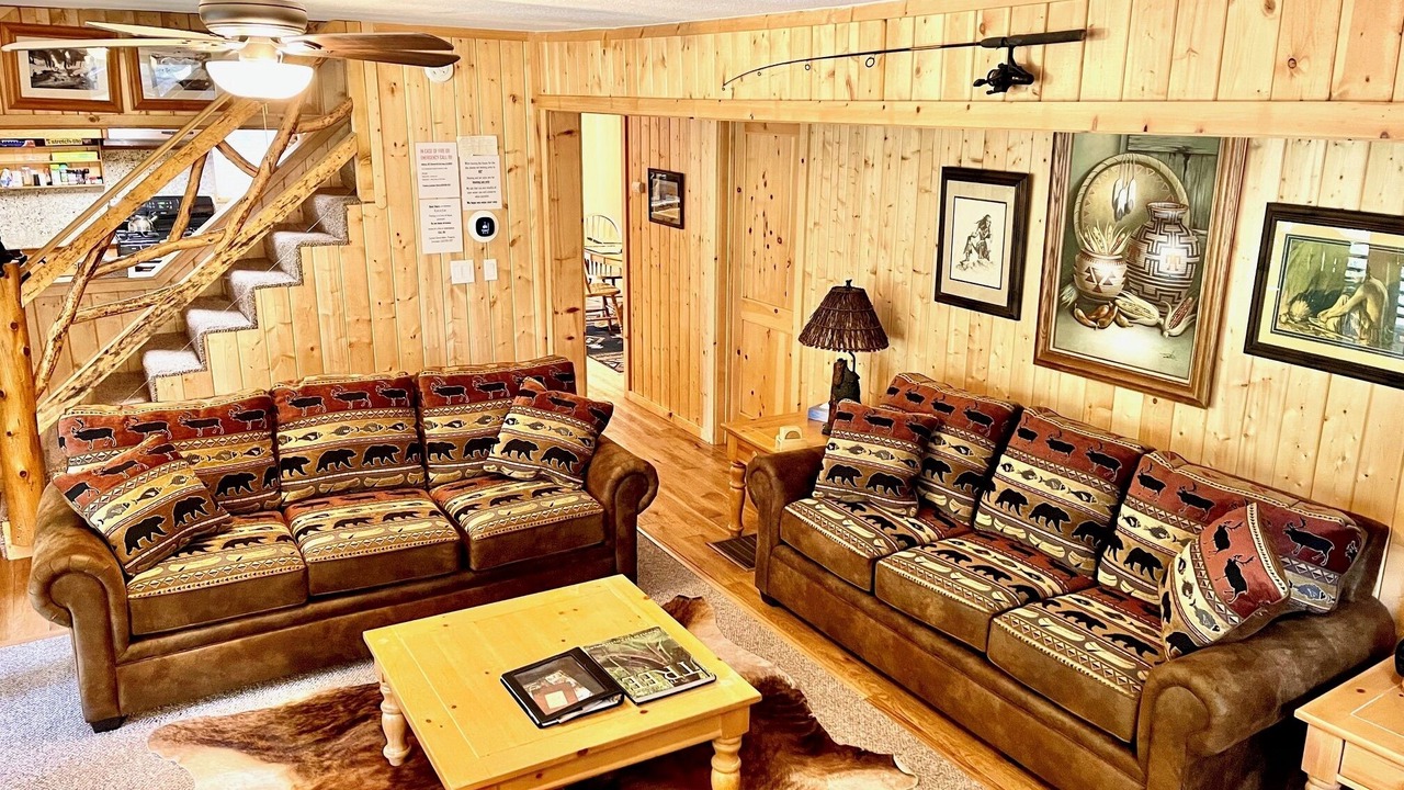 Photo of Livingroom in Fish Camp