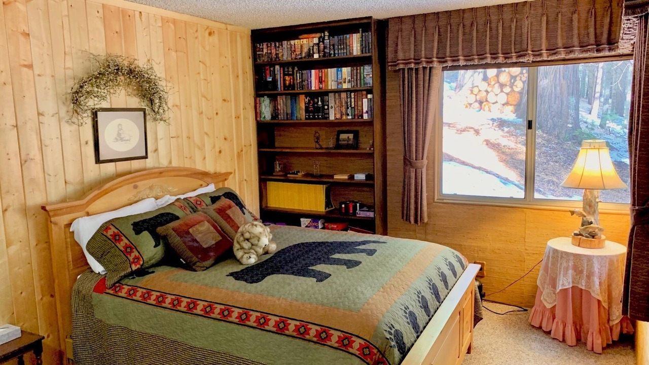 Photo of Bedroom in Fish Camp