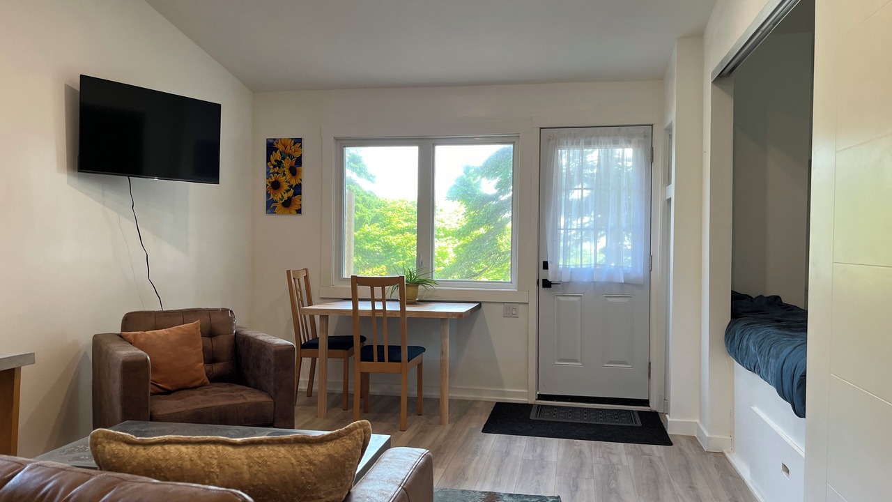 Photo of Livingroom in Halifax County