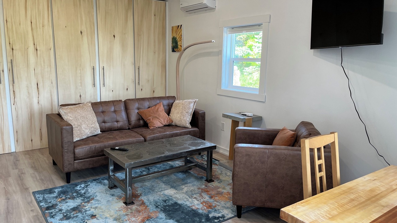 Photo of Livingroom in Halifax County