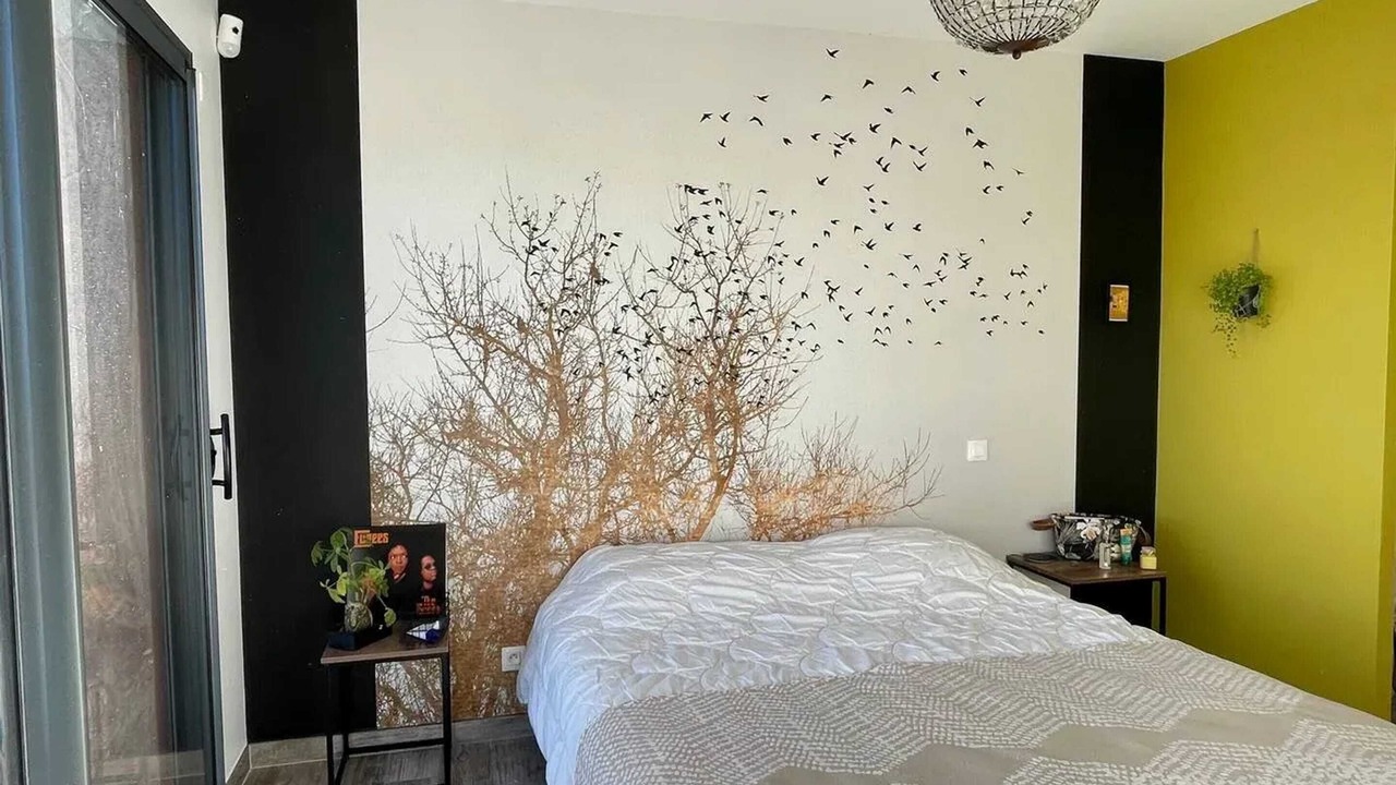 Photo of Others in Duran