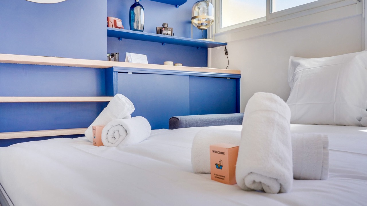 Photo of Bedroom in Libourne