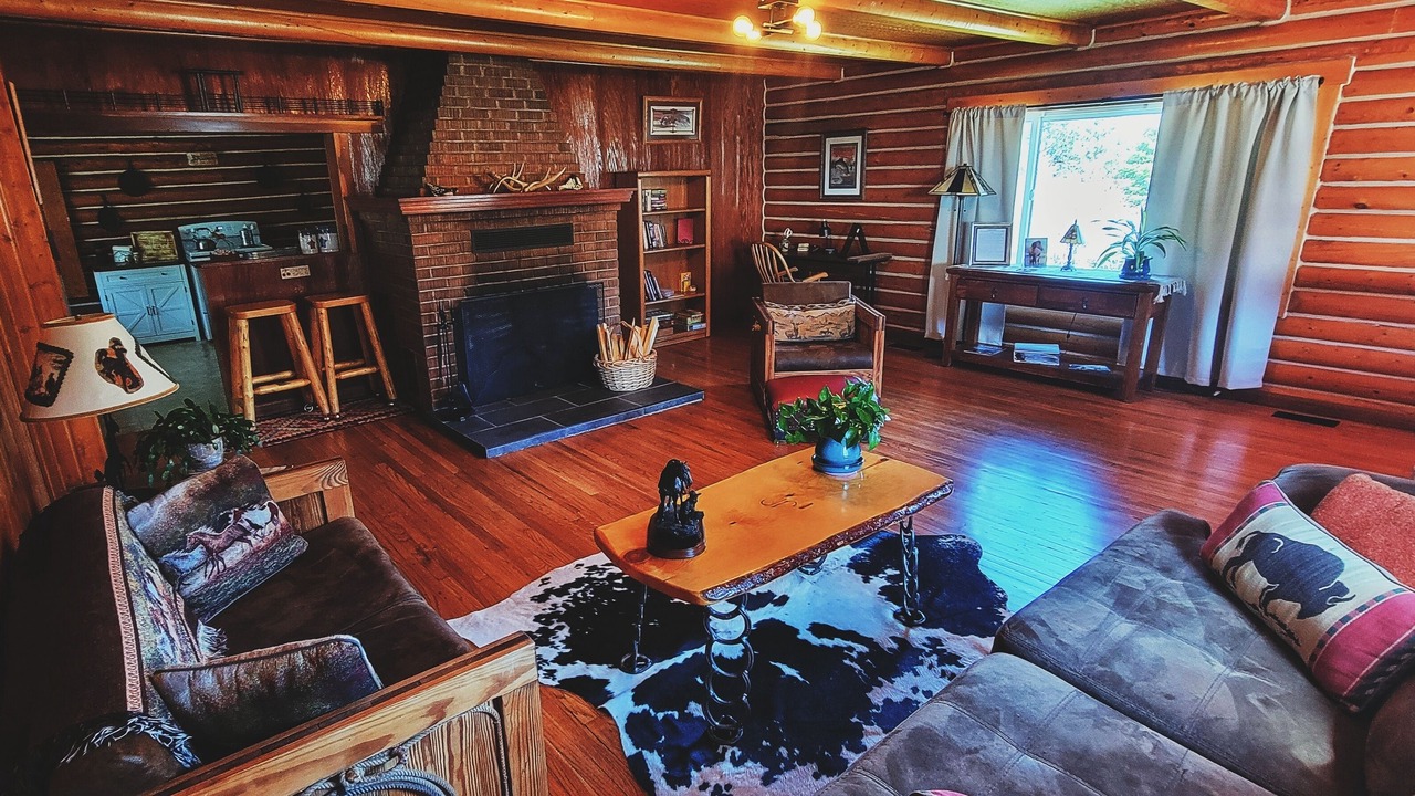 Photo of Livingroom in Saddlestring