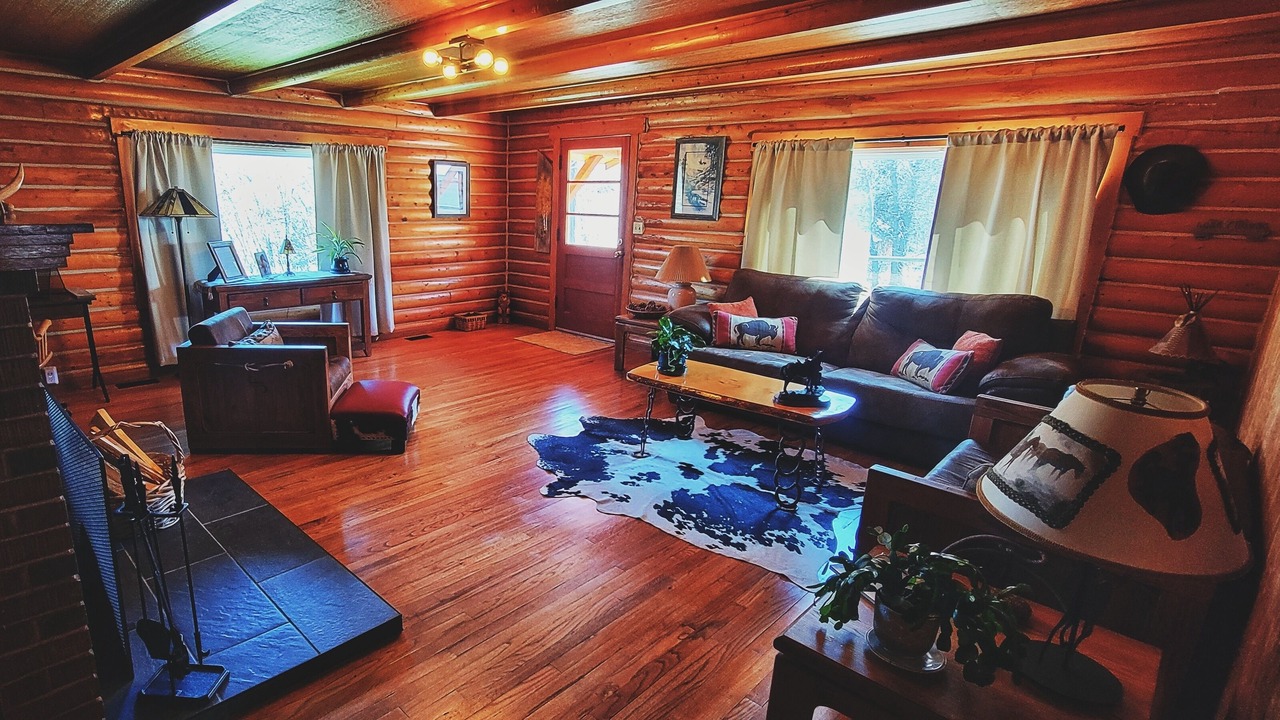 Photo of Livingroom in Saddlestring