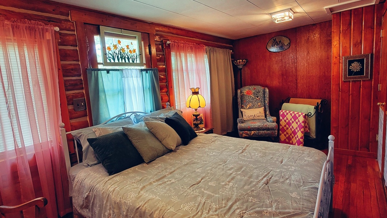 Photo of Bedroom in Saddlestring