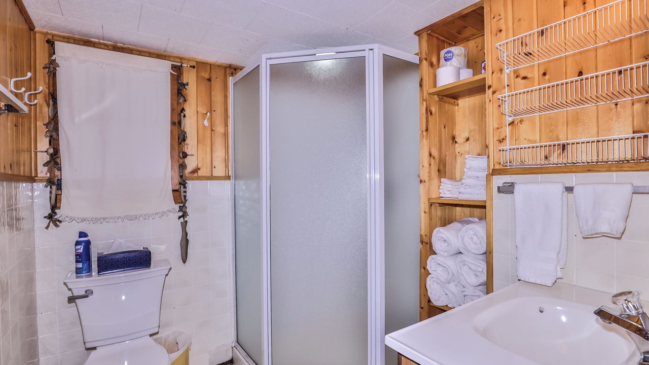 Photo of Bathroom in St Germain