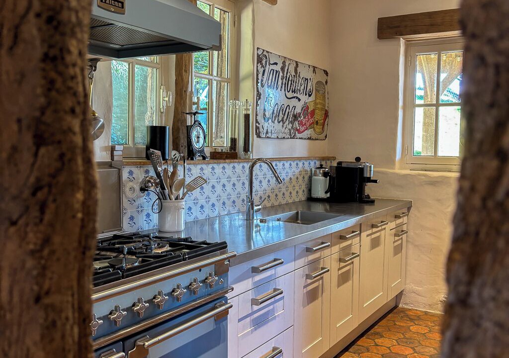 Photo of Kitchen in Manneville-la-Raoult