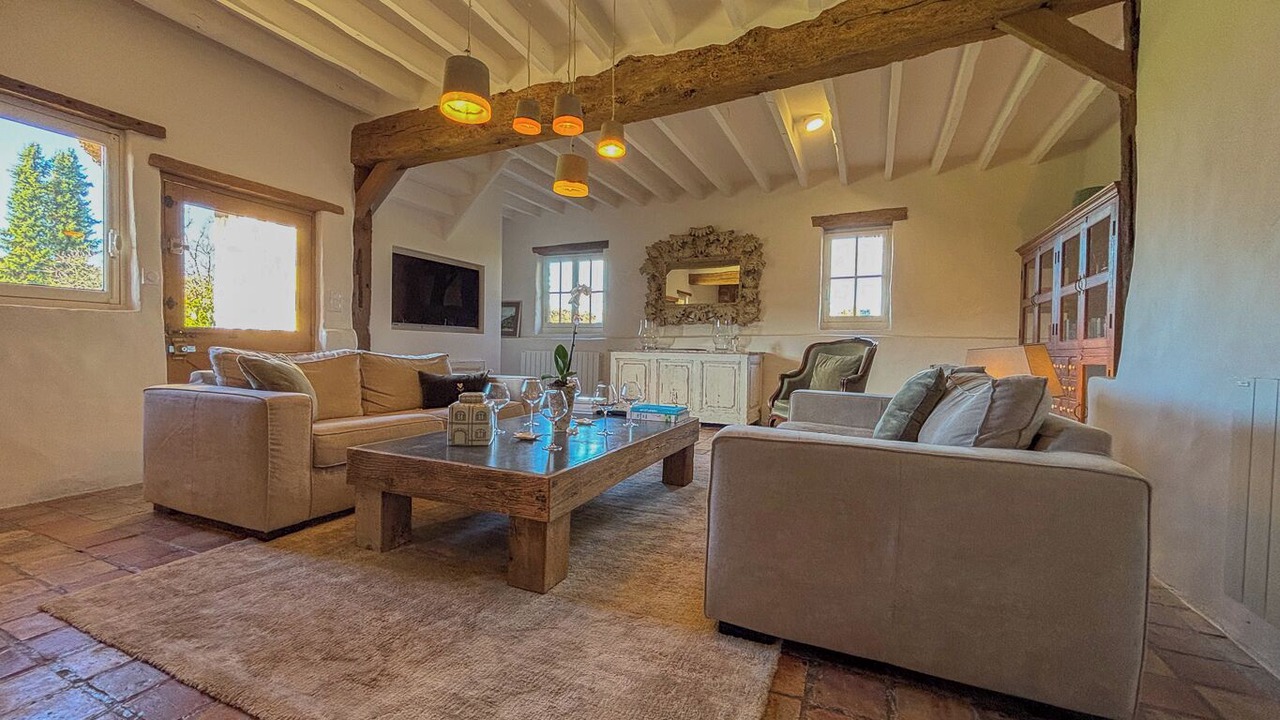 Photo of Livingroom in Manneville-la-Raoult