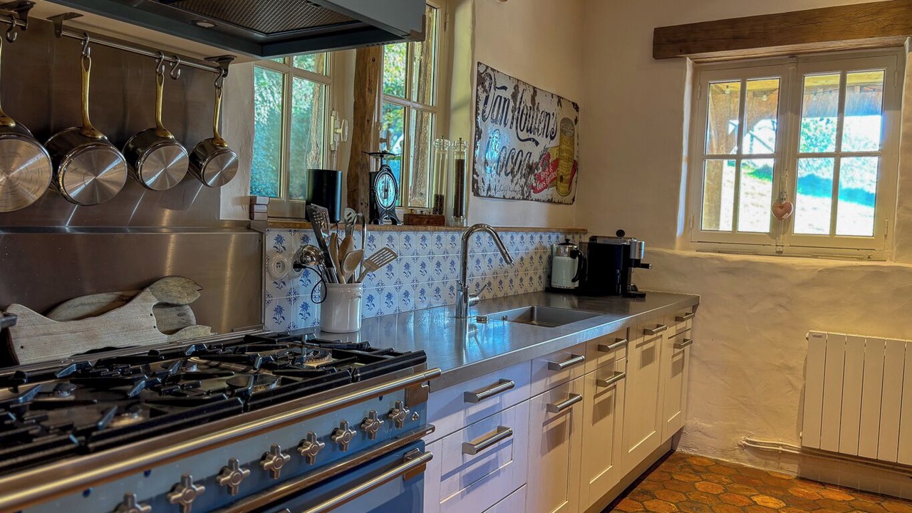 Photo of Kitchen in Manneville-la-Raoult