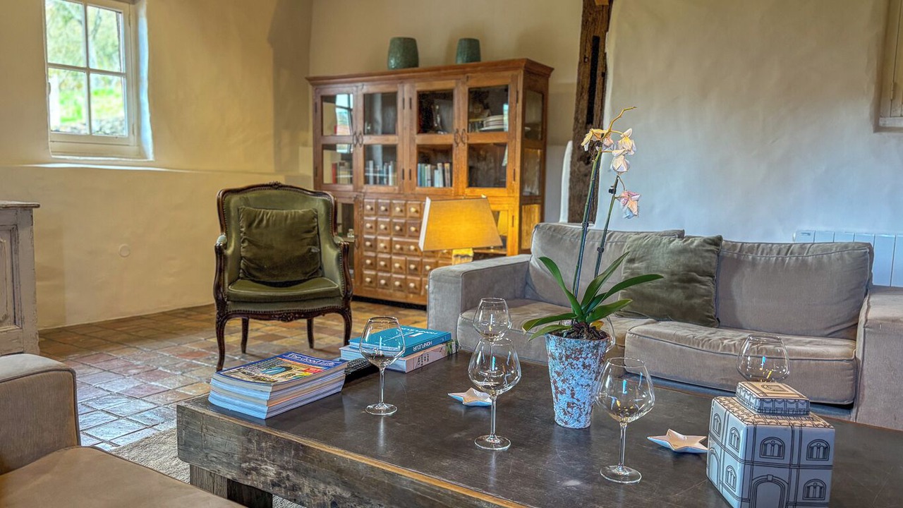 Photo of Livingroom in Manneville-la-Raoult