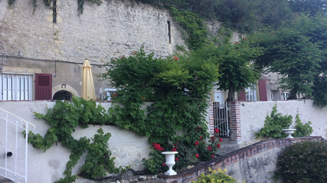 Photo of Outdoor in Nazelles-Negron