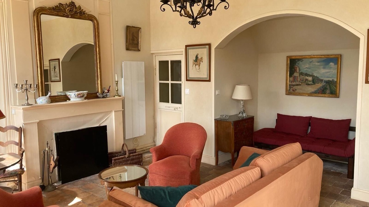 Photo of Livingroom in Nazelles-Negron