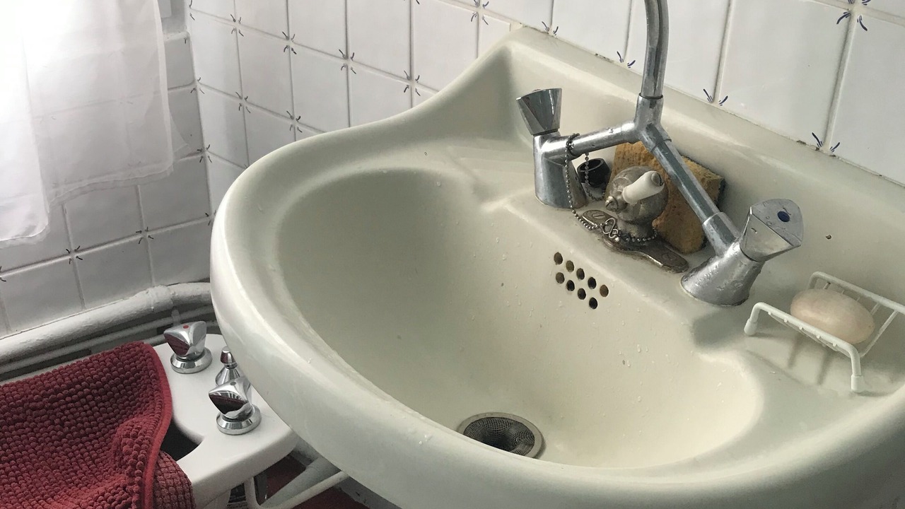 Photo of Bathroom in Nazelles-Negron