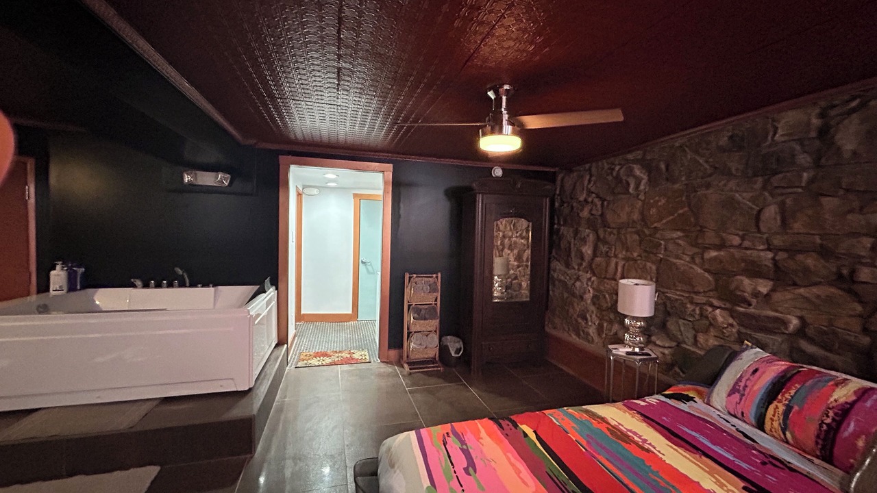 Photo of Bedroom in Bisbee