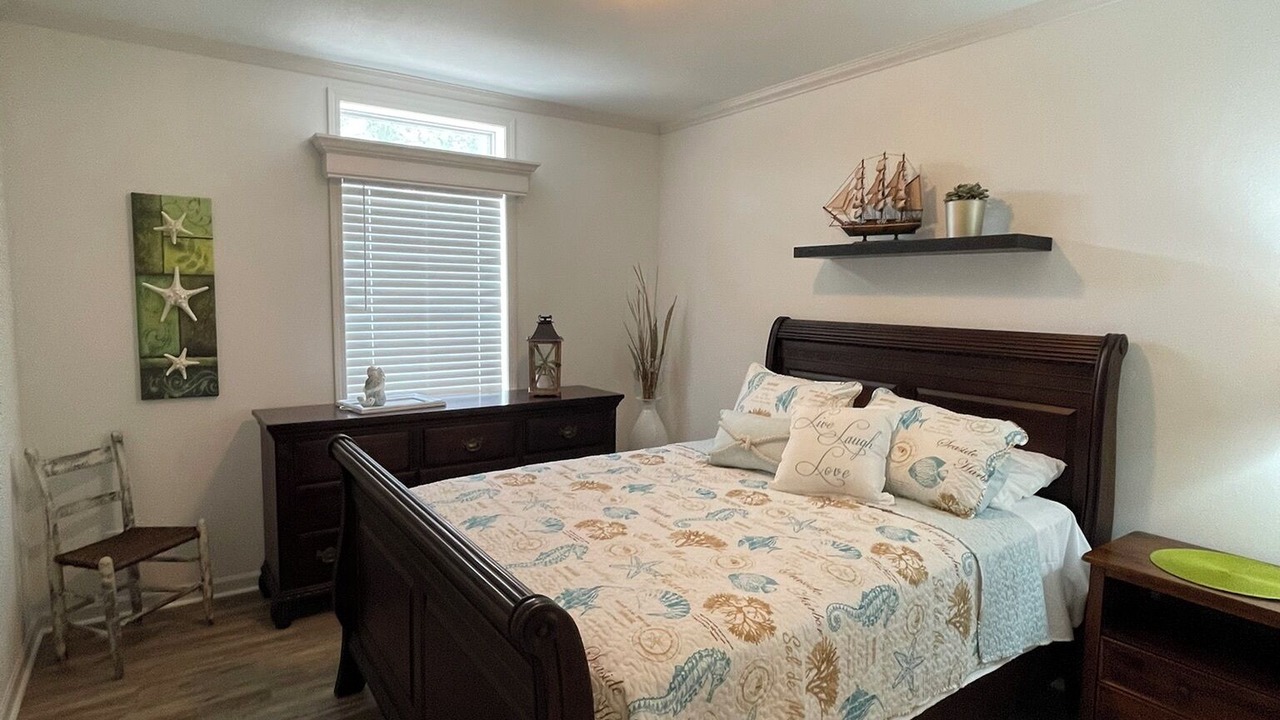 Photo of Bedroom in Steinhatchee