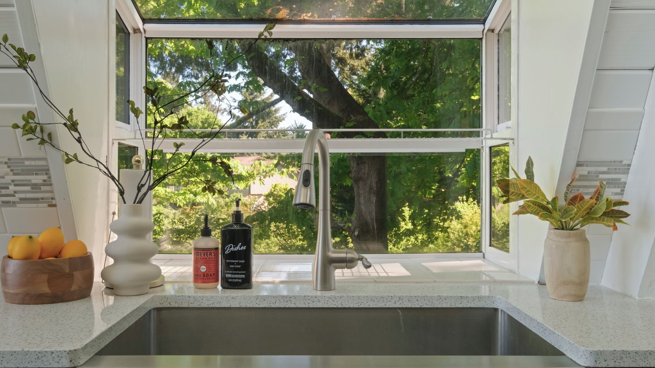 Photo of Others in Northwest Olympia