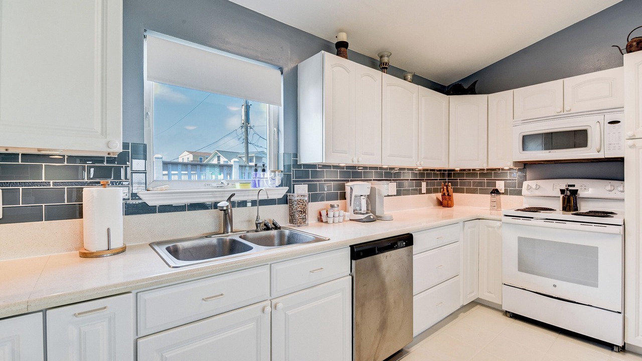 Photo of Kitchen in Pirates Beach West