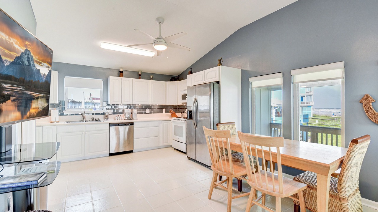 Photo of Kitchen in Pirates Beach West