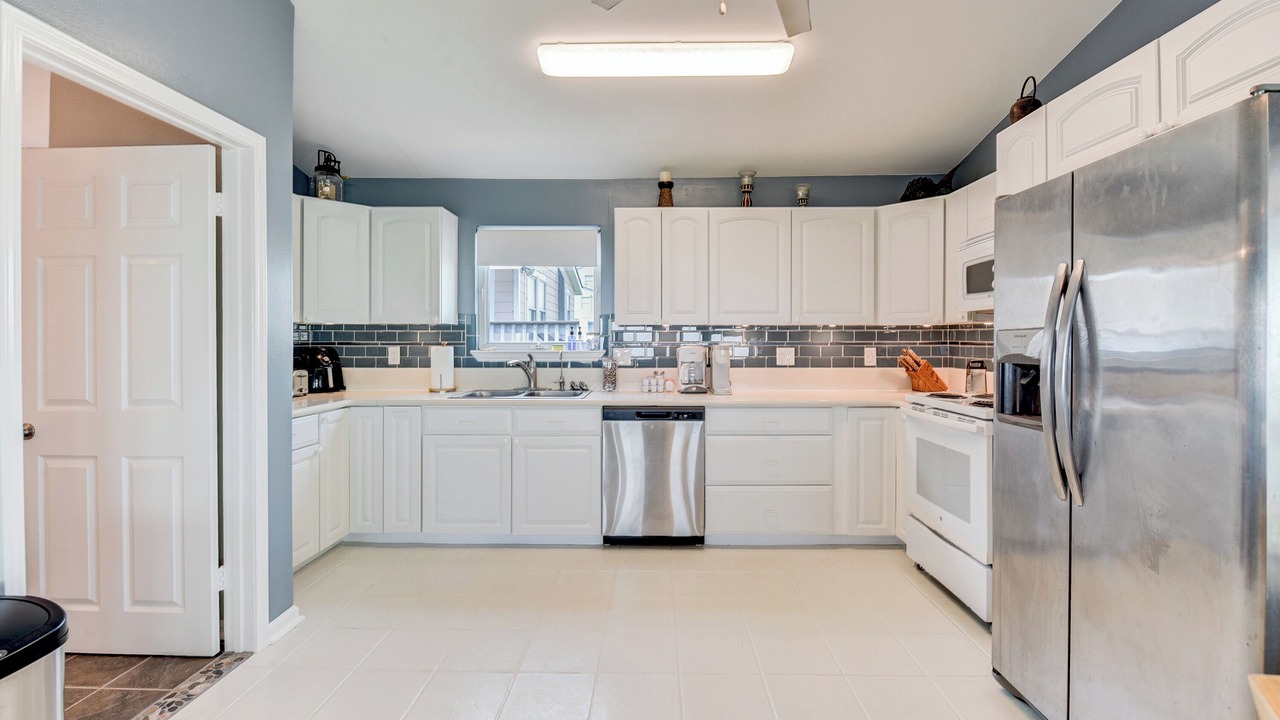 Photo of Kitchen in Pirates Beach West