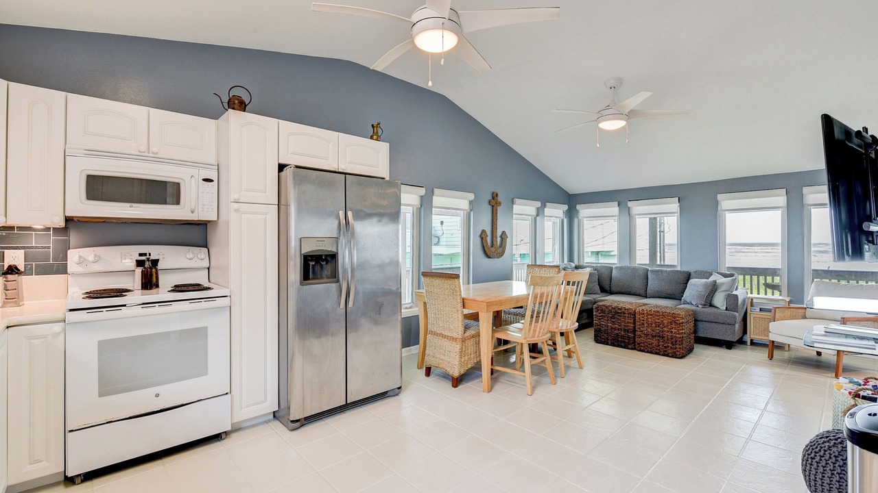 Photo of Kitchen in Pirates Beach West
